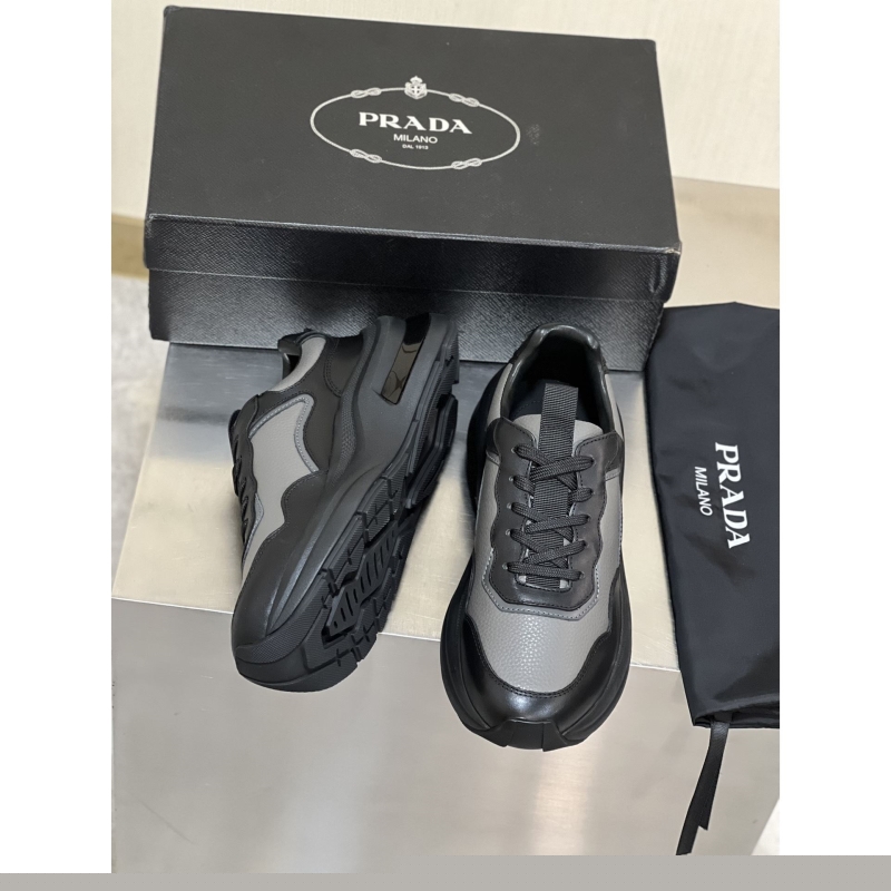Pra*a casual shoes